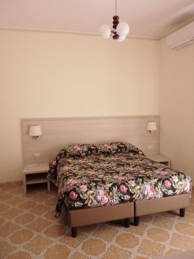 Albergo Maria Cristina Esperia 외부 사진